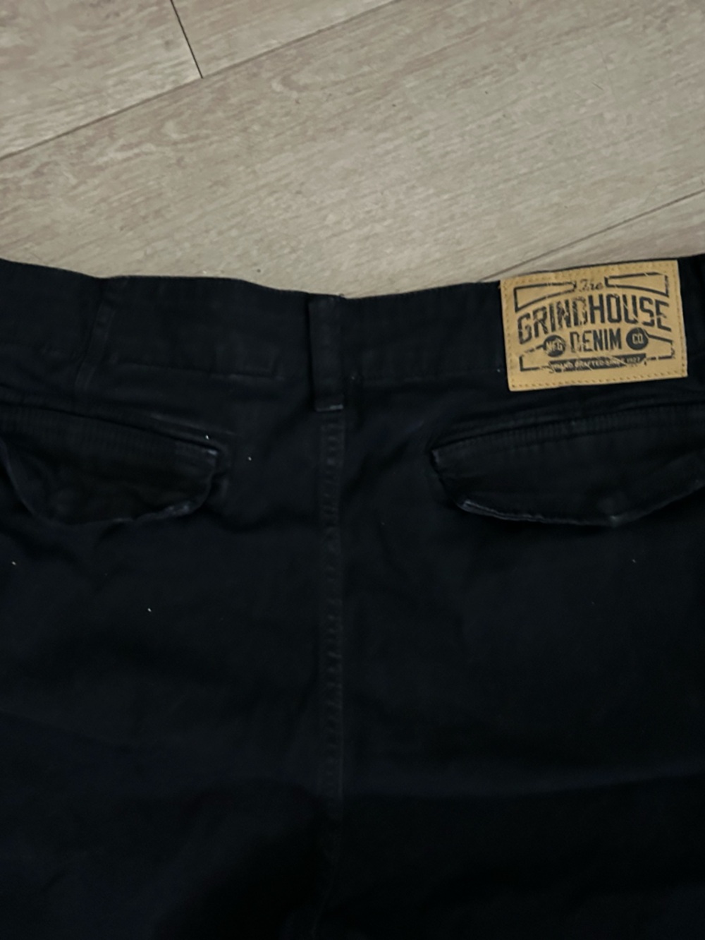 Grindhouse Men Black Frayed Hem Denim Shorts - Picture 4 of 7